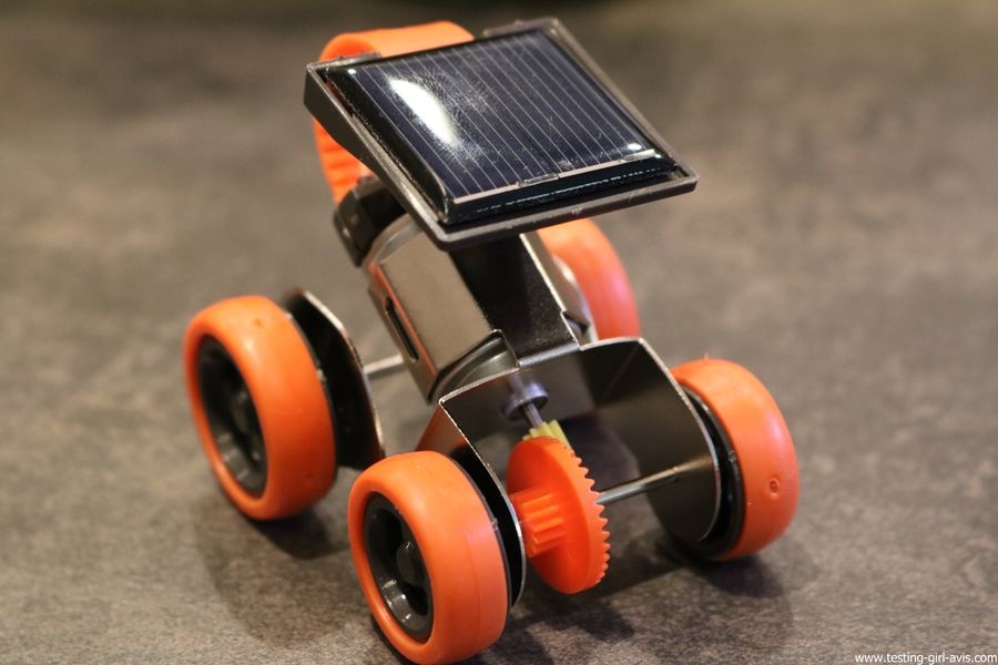 voiture solaire jouet